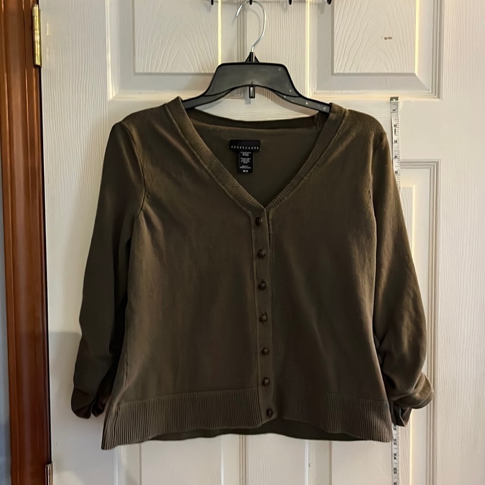apostrophe-M-olive green-button down cardigan ,3/4 sleeve that gather up side.